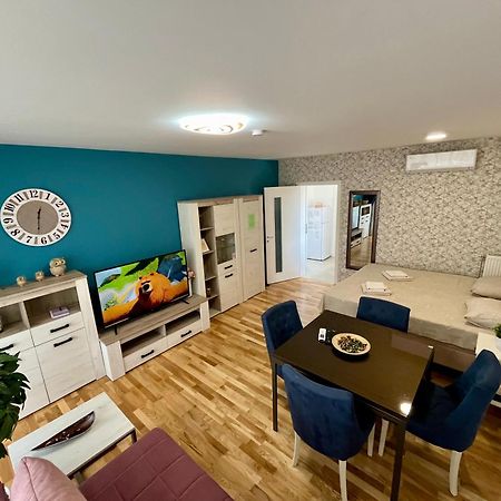 Lux Apartment 10 Center, Free Parking Nis Ngoại thất bức ảnh
